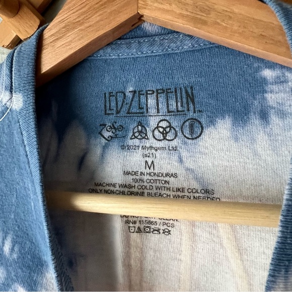 Led Zeppelin Tee 🌼 - Picture 3 of 5